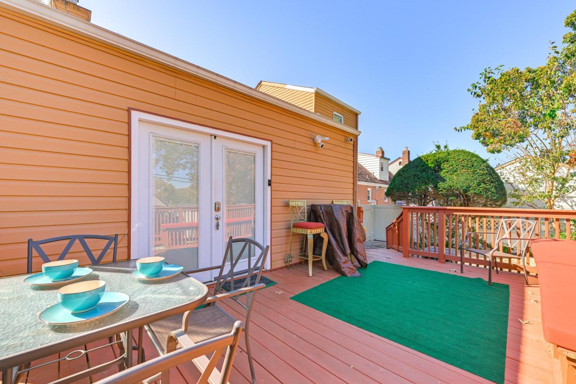 Central Elmont Studio With Great Outdoor Space! Екстер'єр фото